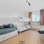 Meradelijo - Cosy In The Heart Of