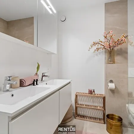 Meradelijo - Cosy In The Heart Of De Panne